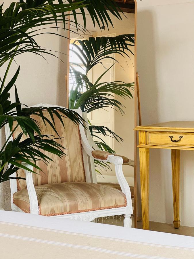 Castello Attic Sunset Terrace Apartment Cagliari Bagian luar foto