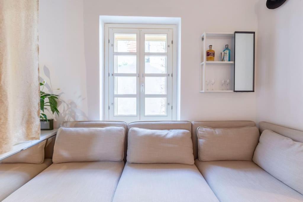 Castello Attic Sunset Terrace Apartment Cagliari Bagian luar foto